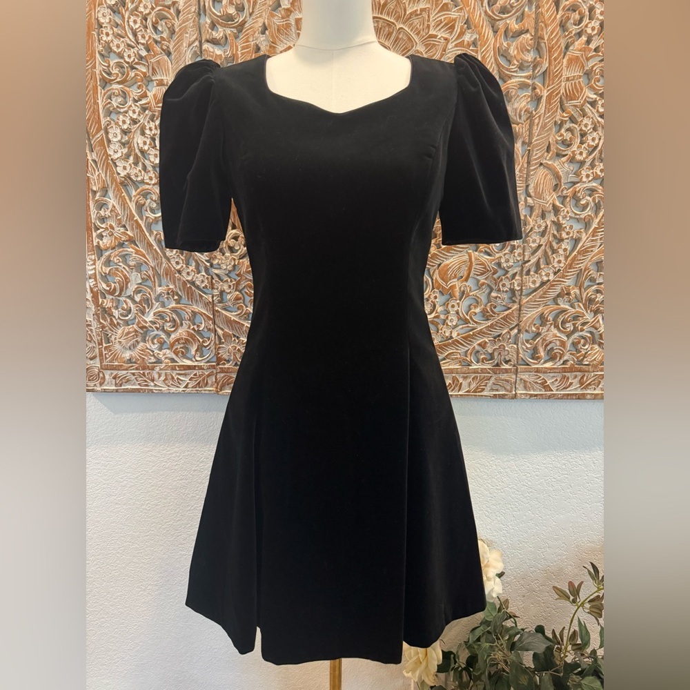 Vintage Laura Ashley Black Velvet Dress Puff Sleeve Romantic Mini Dress - Picture 2 of 15